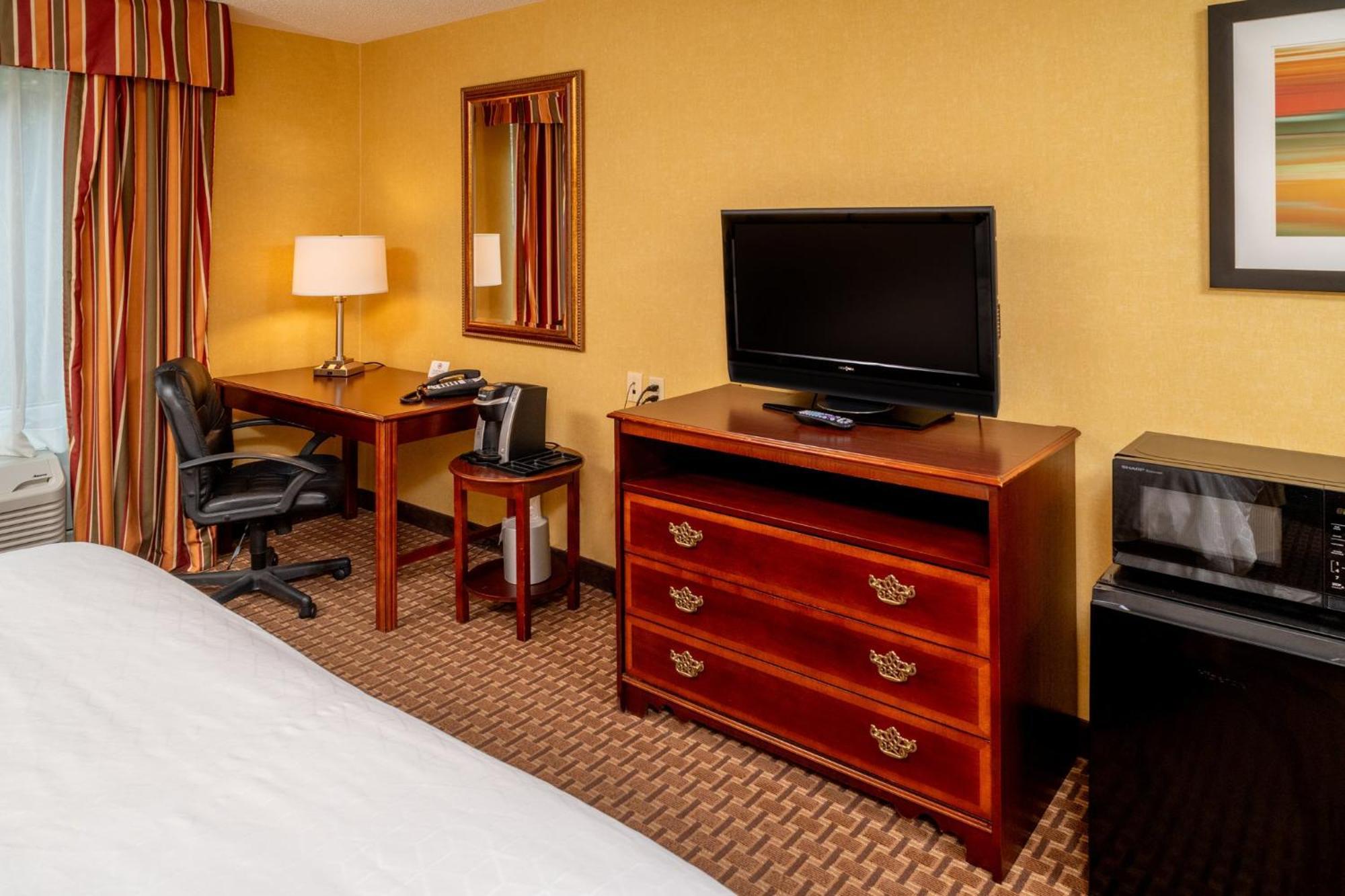 Holiday Inn Express And Suites Hazard By Ihg Exterior foto