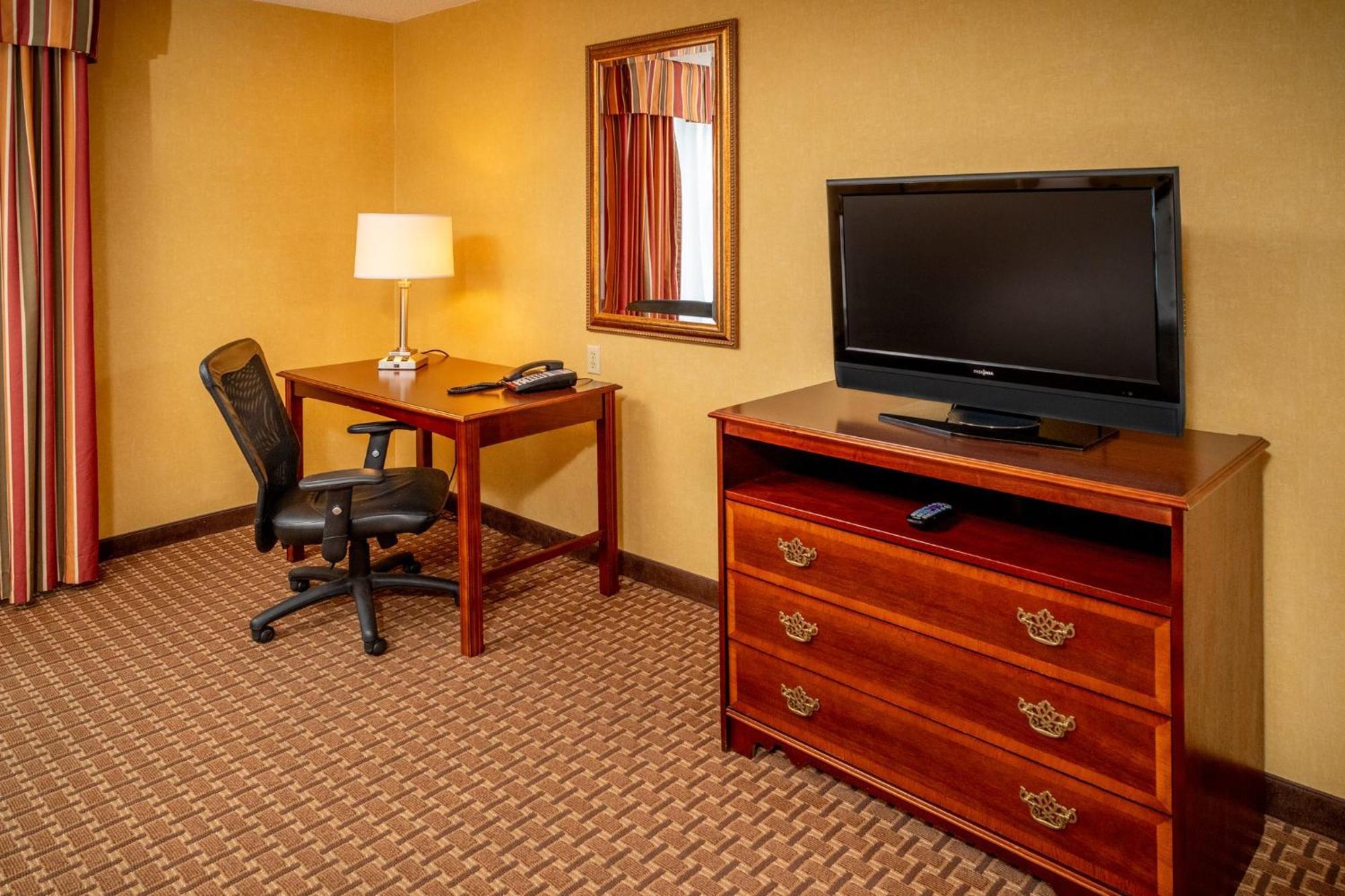 Holiday Inn Express And Suites Hazard By Ihg Exterior foto