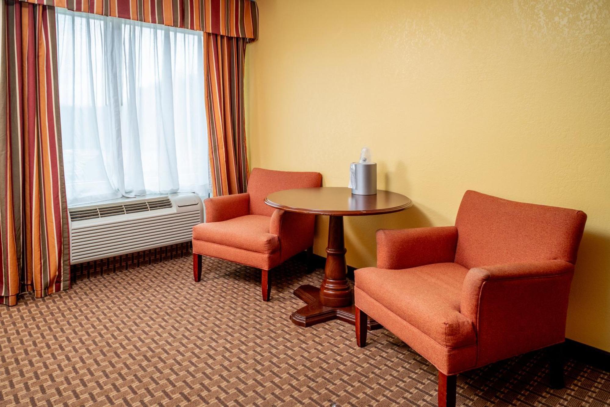 Holiday Inn Express And Suites Hazard By Ihg Exterior foto