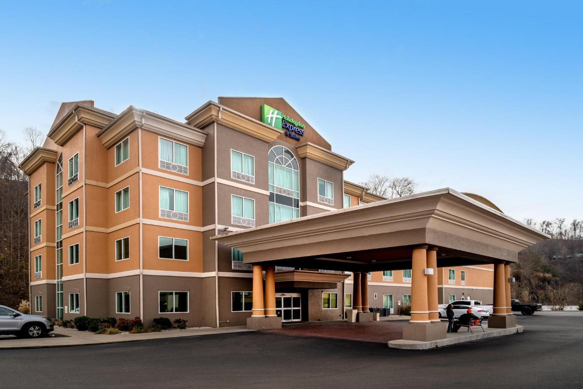 Holiday Inn Express And Suites Hazard By Ihg Exterior foto